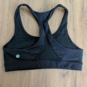 Lululemon invigorate bra medium support size 6